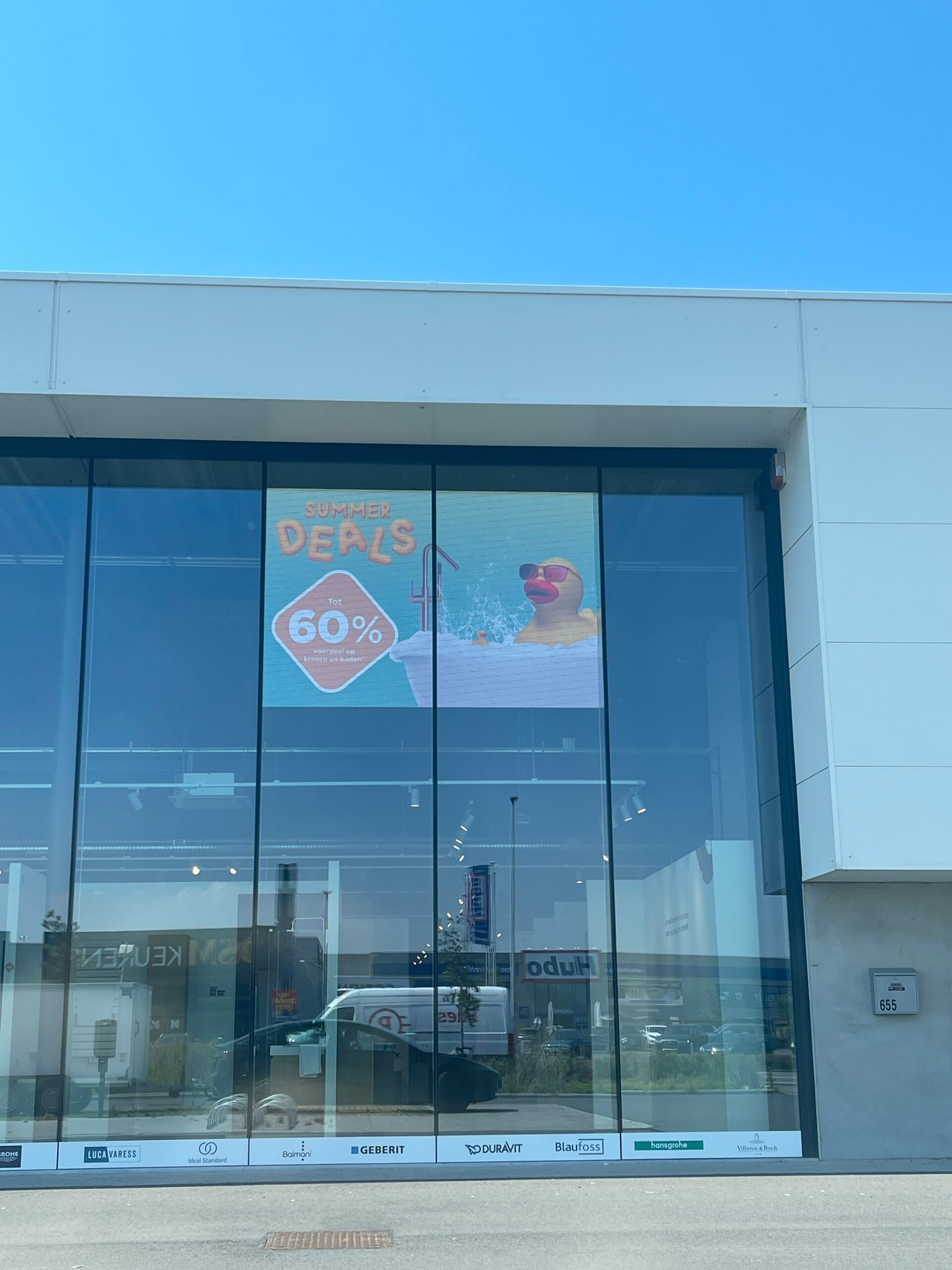 Acheter un écran LED pour vitrine et magasin – GoLed